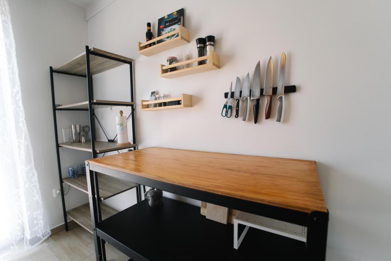 Sunny Apartment For 2 Murter Exterior foto